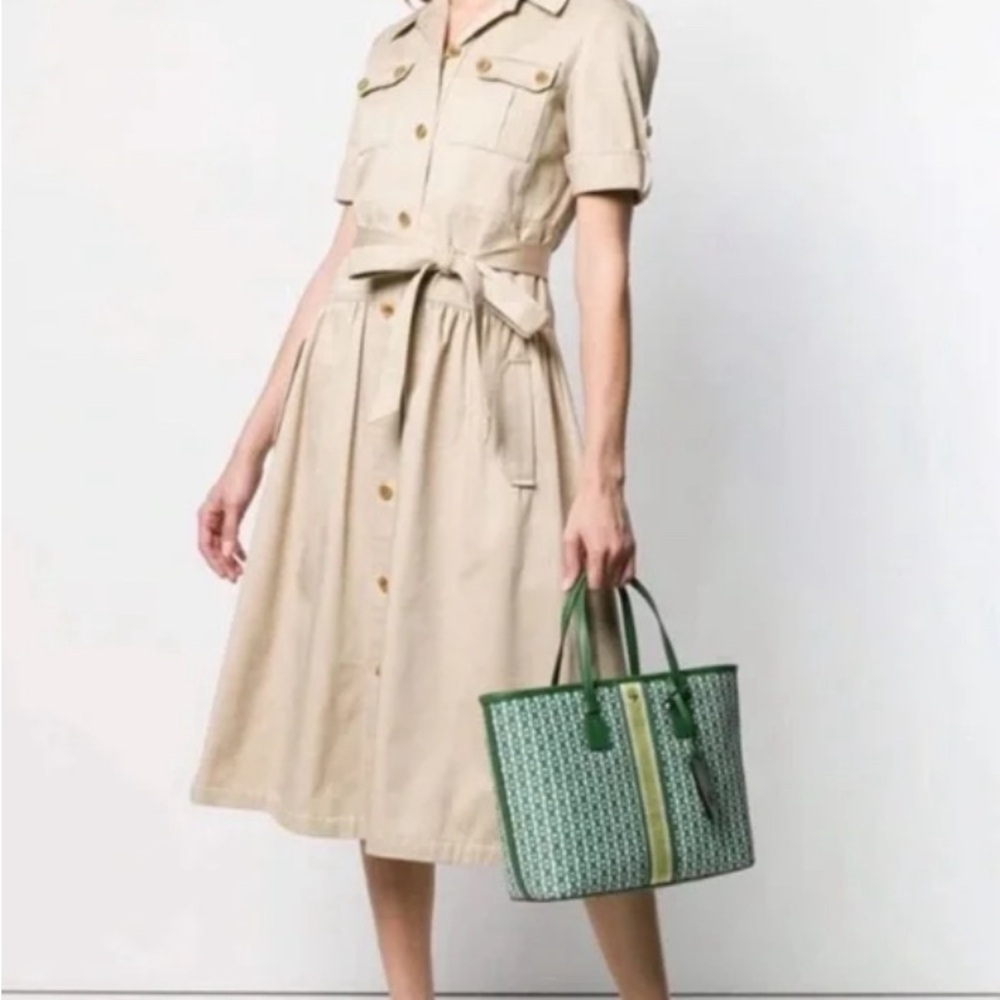 Burberry London  Midi Utility Dress Trench coat Dress Safari Dress Quiet Luxury